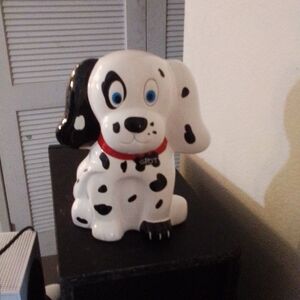 Spot piggy bank